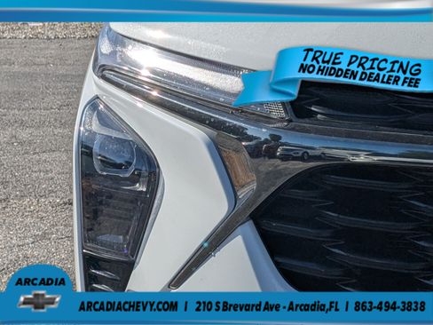 Certified 2025 Chevrolet Trax RS w/ Driver Confidence Package FWD image 10