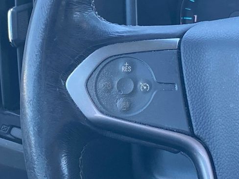 Used 2018 Chevrolet Silverado 1500 LT AWD/4WD image 6