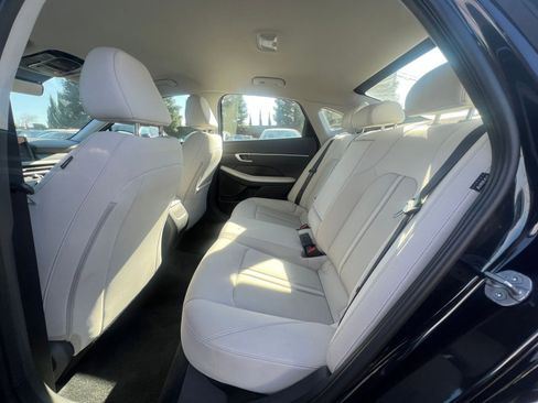 Used 2025 Hyundai Sonata SEL FWD image 27