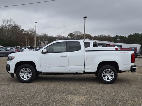 Used 2022 Chevrolet Colorado LT w/ Fleet Safety Package AWD/4WD image 24