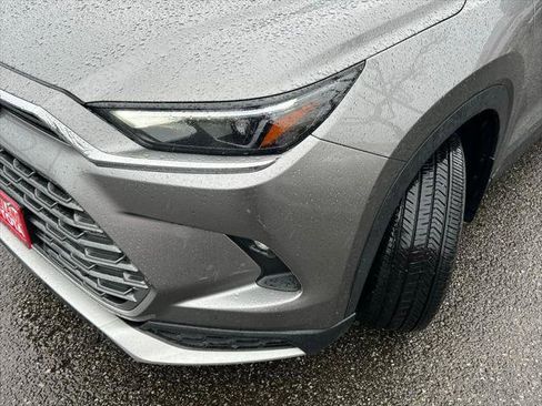 Certified 2025 Toyota Grand Highlander AWD Hybrid image 3