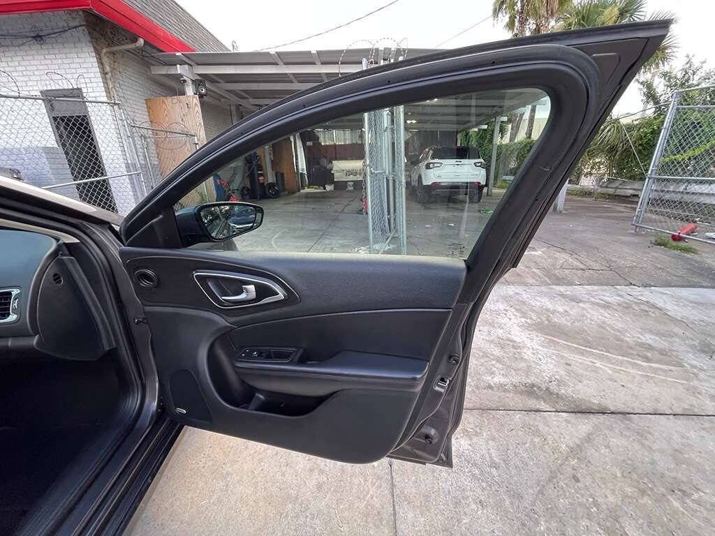 Used 2015 Chrysler 200 C w/ Navigation & Sound Group I AWD/4WD image 17
