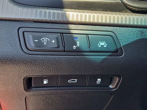 Used 2018 Hyundai Sonata Limited FWD image 10