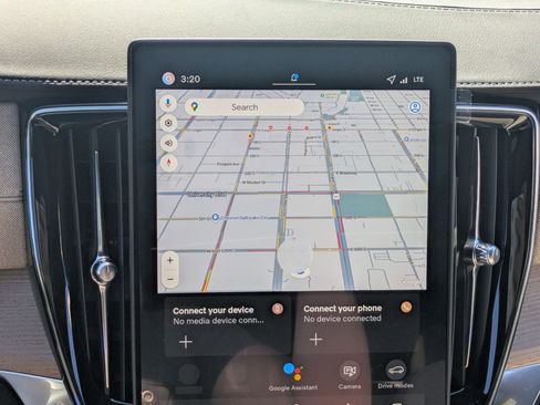 New 2026 Volvo XC90 B6 Plus w/ Protection Package Premier image 11