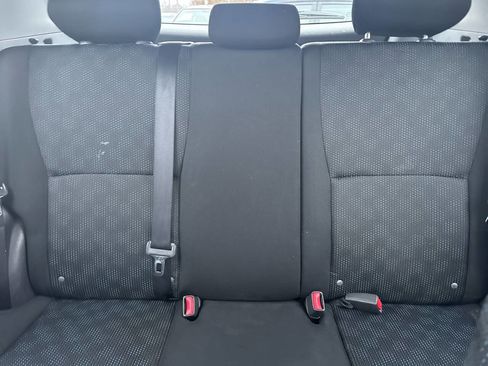 Used 2010 Toyota Matrix S image 24