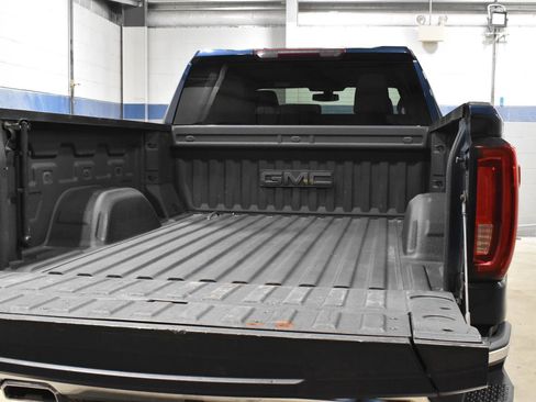 Used 2020 GMC Sierra 1500 SLT w/ X31 Off-Road Package image 25