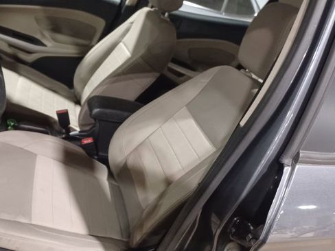 Used 2019 Ford EcoSport S image 5