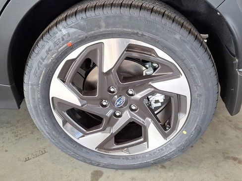 New 2026 Subaru Crosstrek 2.5i Limited w/ Crosstrek Mirror Package image 8