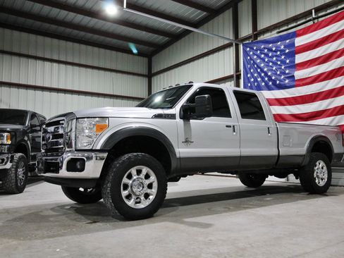 Used 2015 Ford F350 Lariat AWD/4WD image 1
