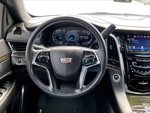 Used 2016 Cadillac Escalade ESV Platinum image 6