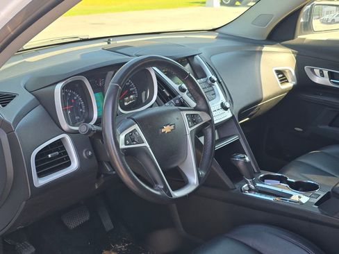 Used 2017 Chevrolet Equinox LT w/ Convenience Package FWD image 13