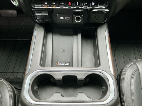 Used 2021 Chevrolet Silverado 1500 High Country w/ LPO, Dark Essentials Package image 38