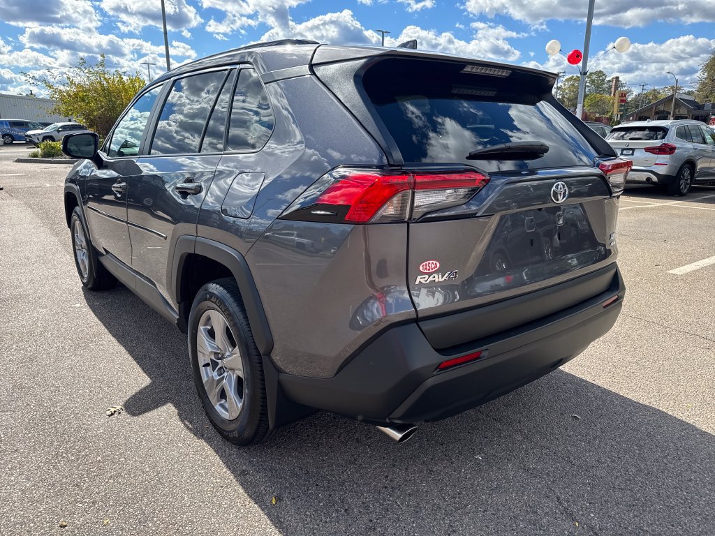 Used 2025 Toyota RAV4 XLE w/ Convenience Package AWD/4WD image 5