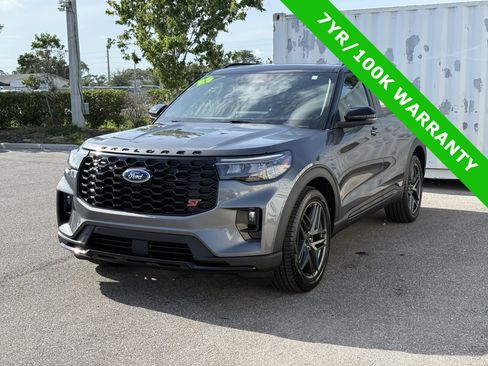 Used 2025 Ford Explorer ST w/ Sun And Sound Package AWD/4WD image 7