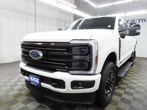 Used 2025 Ford F250 Platinum image 6