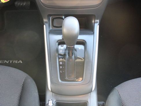 Used 2019 Nissan Sentra S FWD image 31