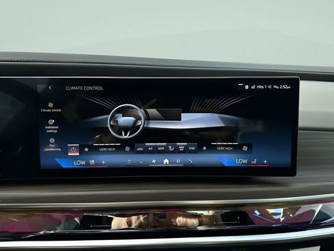 New 2026 BMW 740i w/ Premium Package image 23