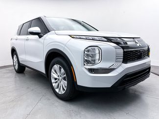 New 2025 Mitsubishi Outlander ES video 1