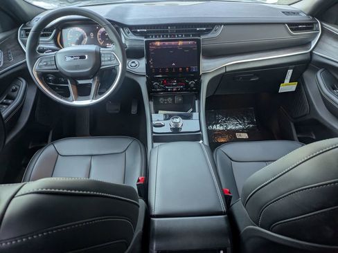 New 2025 Jeep Grand Cherokee L Limited image 27