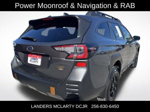 Used 2022 Subaru Outback Wilderness w/ Wilderness Package image 7
