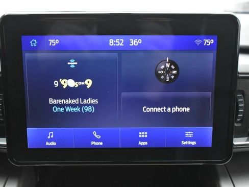 Used 2022 Ford Explorer XLT w/ Equipment Group 202A image 22