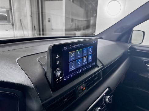 Used 2025 Honda Pilot TrailSport image 10