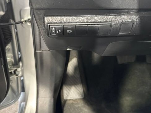 Used 2024 Toyota Corolla LE FWD image 32