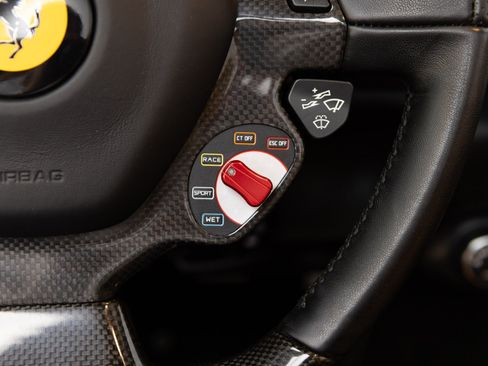 Used 2014 Ferrari 458 Spider RWD image 75
