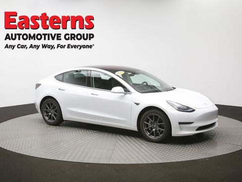 Used 2018 Tesla Model 3 Long Range image 41