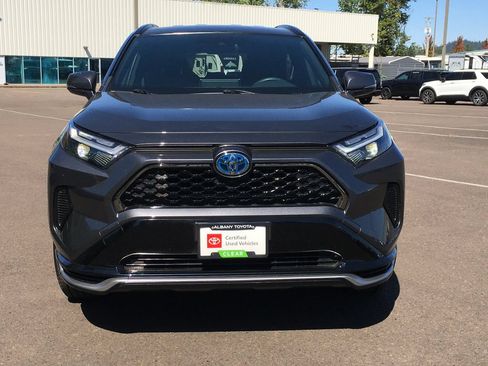 Used 2024 Toyota RAV4 SE AWD/4WD image 10