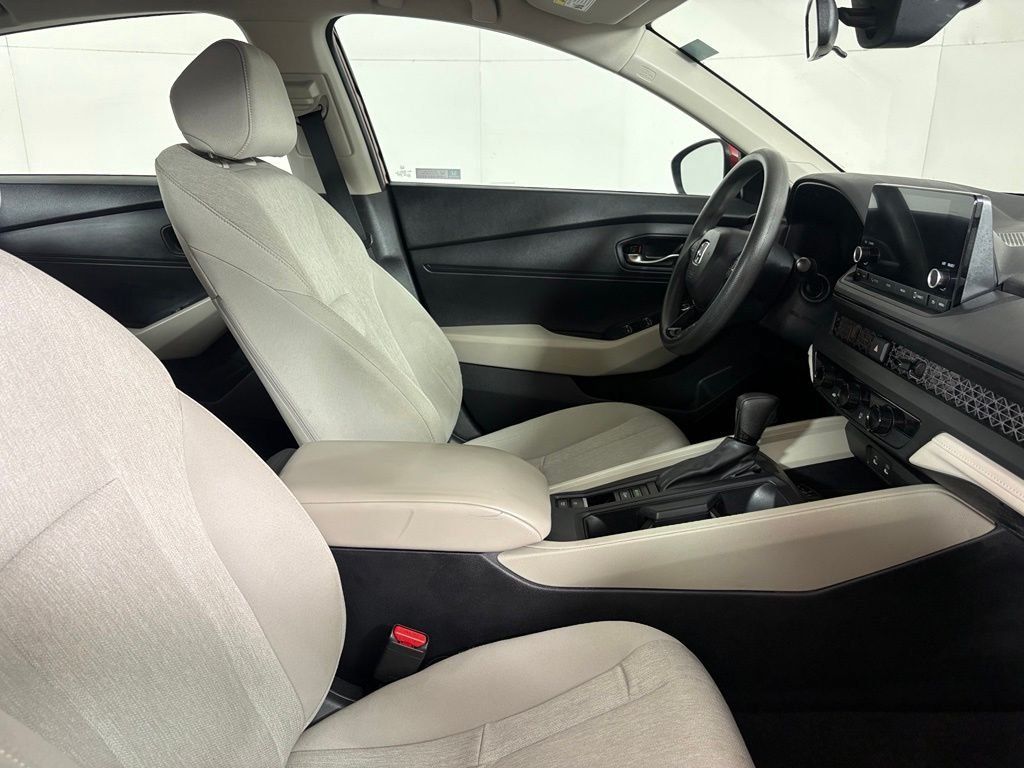 Used 2023 Honda Accord LX image 14