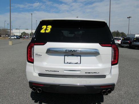 Used 2023 GMC Yukon Denali image 5