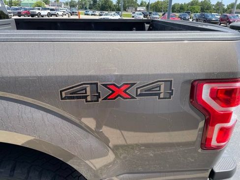 Used 2018 Ford F150 XLT w/ Equipment Group 302A Luxury AWD/4WD image 9