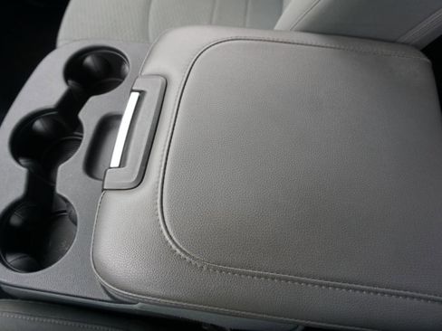 Used 2018 RAM 1500 Express w/ Express Value Package image 16