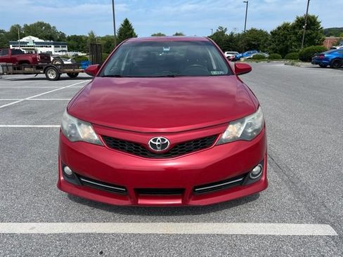 Used 2013 Toyota Camry SE FWD image 2