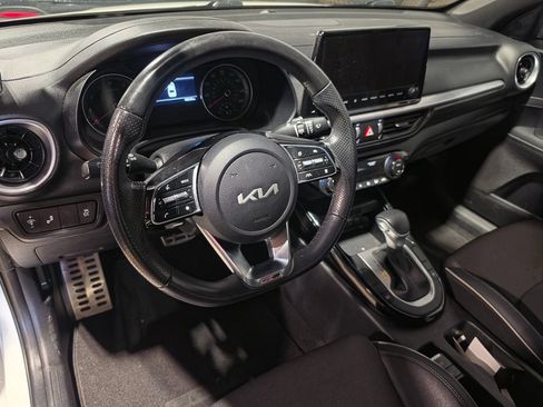 Used 2023 Kia Forte GT-Line w/ GT-Line Technology Package FWD image 4