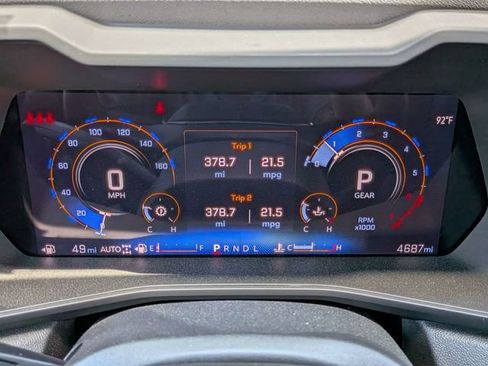 Used 2025 Chevrolet Colorado Trail Boss AWD/4WD image 29