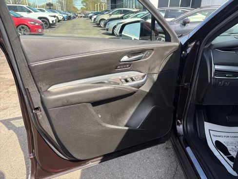 Used 2021 Cadillac XT4 Premium Luxury w/ Cold Weather Package FWD image 11