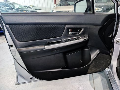 Used 2017 Subaru Crosstrek 2.0i Premium AWD/4WD image 13