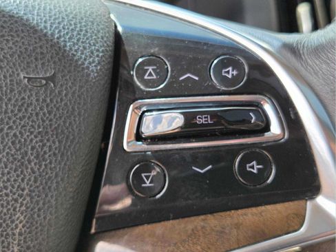 Used 2020 Cadillac Escalade Luxury AWD/4WD image 31