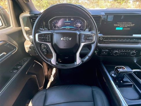 Certified 2022 Chevrolet Silverado 1500 LT Trail Boss w/ Convenience Package II image 12