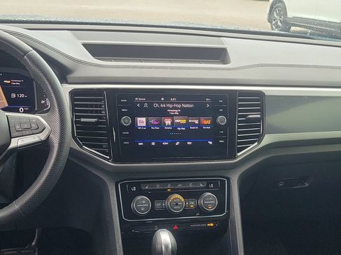 Certified 2023 Volkswagen Atlas Cross Sport SEL Premium R-Line AWD/4WD image 22