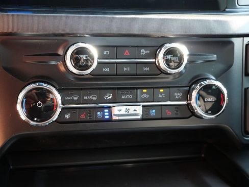 New 2026 Ford F250 Platinum AWD/4WD image 28