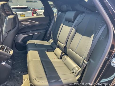 Certified 2024 Cadillac Lyriq Sport w/ LPO, Floor Liner Package AWD/4WD image 17
