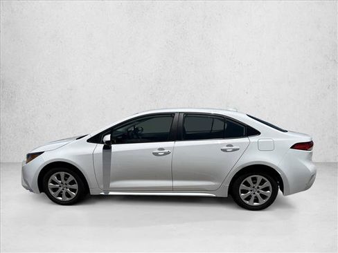 Used 2024 Toyota Corolla LE FWD image 8