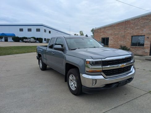 Used 2016 Chevrolet Silverado 1500 LT w/ All Star Edition AWD/4WD image 3