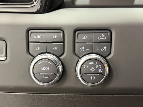 Used 2024 GMC Sierra 2500 AT4X w/ AT4X AEV Edition AWD/4WD image 28
