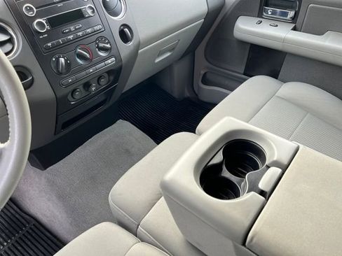 Used 2008 Ford F150 XLT image 25