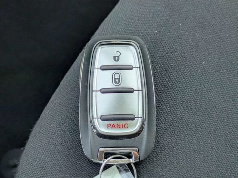 Used 2023 Chrysler Voyager LX FWD image 32