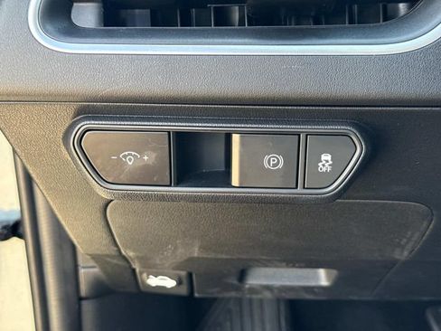Used 2025 Kia K4 FWD image 25